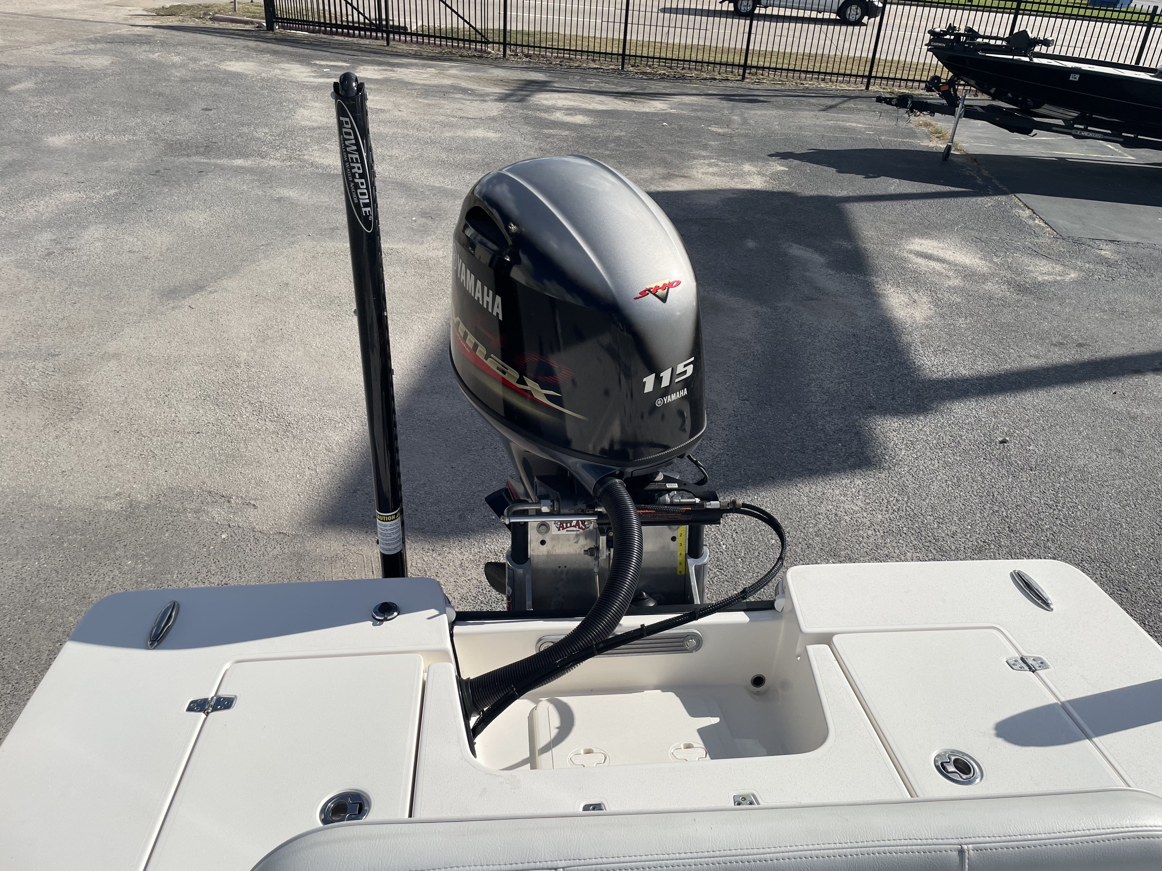Used 2021 Hewes Redfisher 18