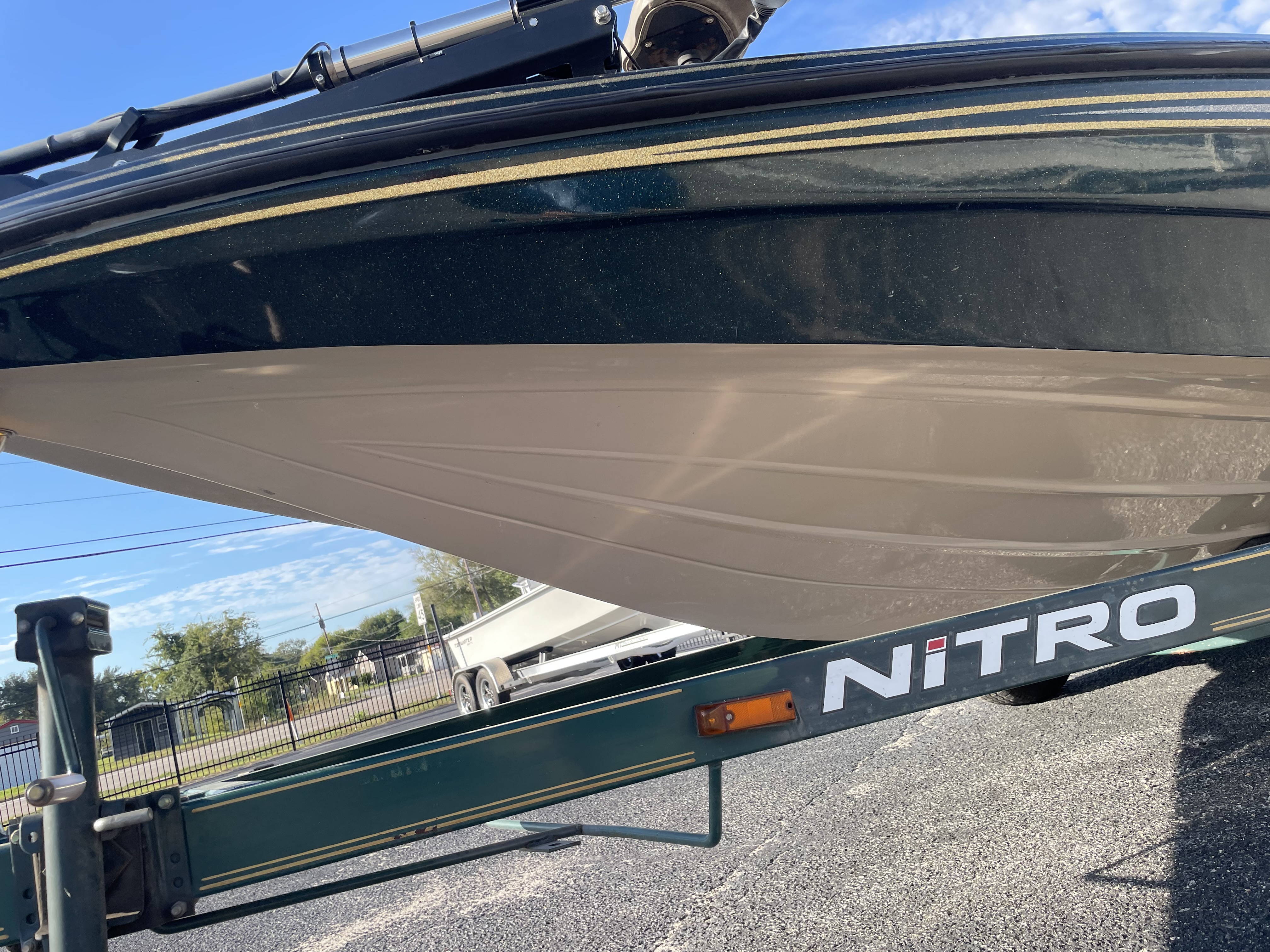 Used 1998 Nitro Savage 884