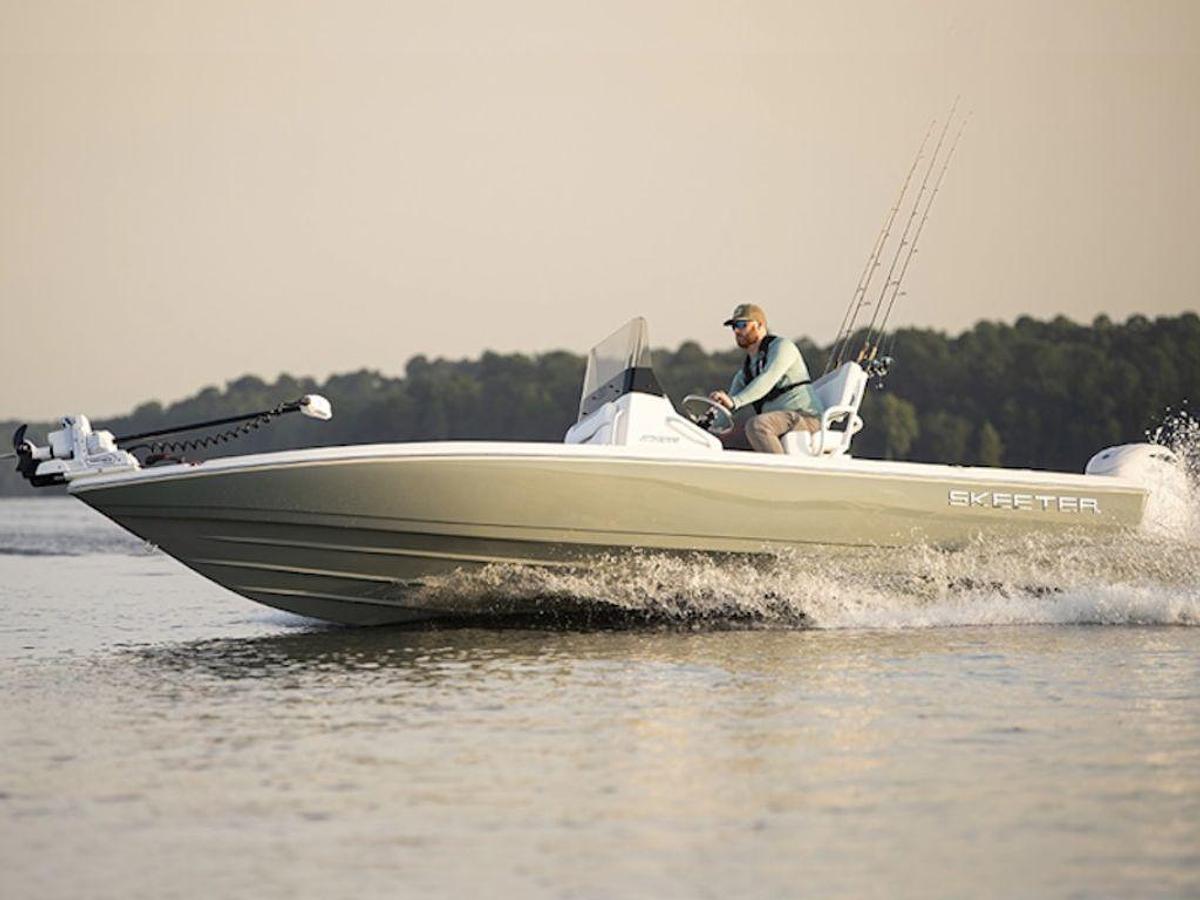 2026 Skeeter SX221 Base