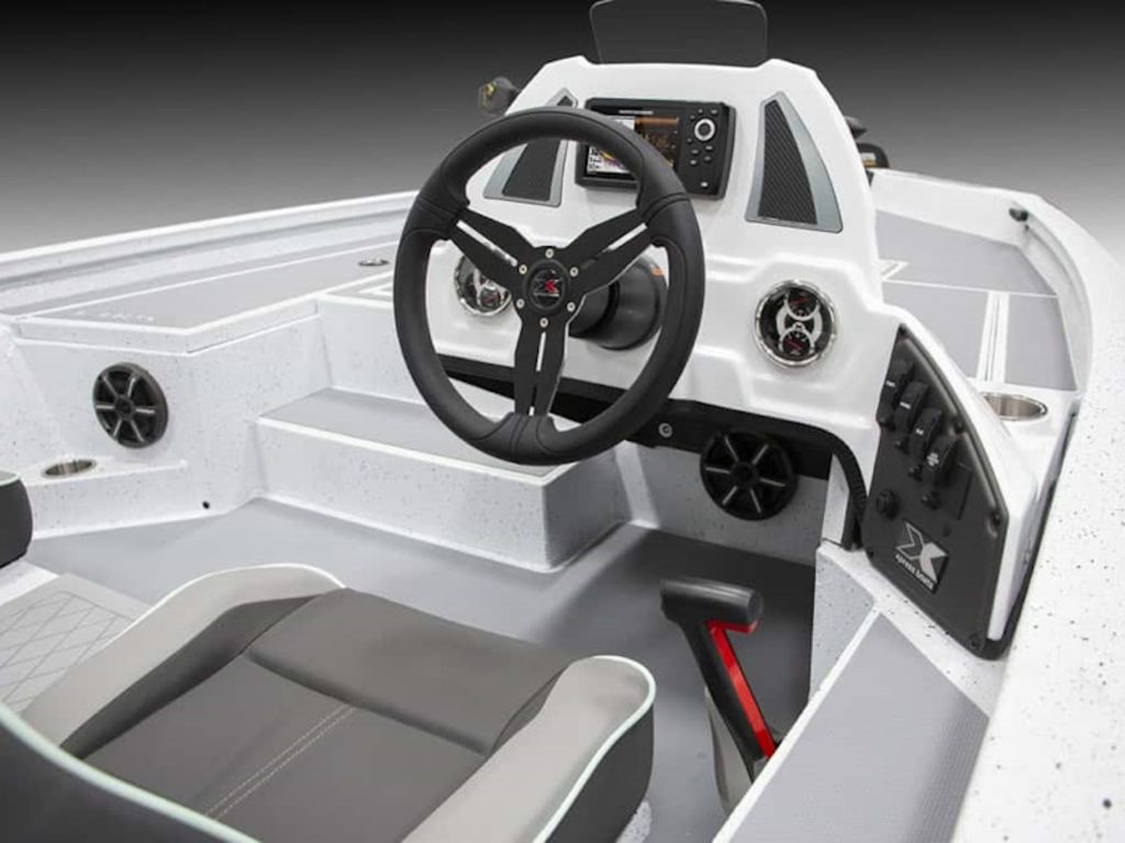 2026 Xpress Boats H18C Base
