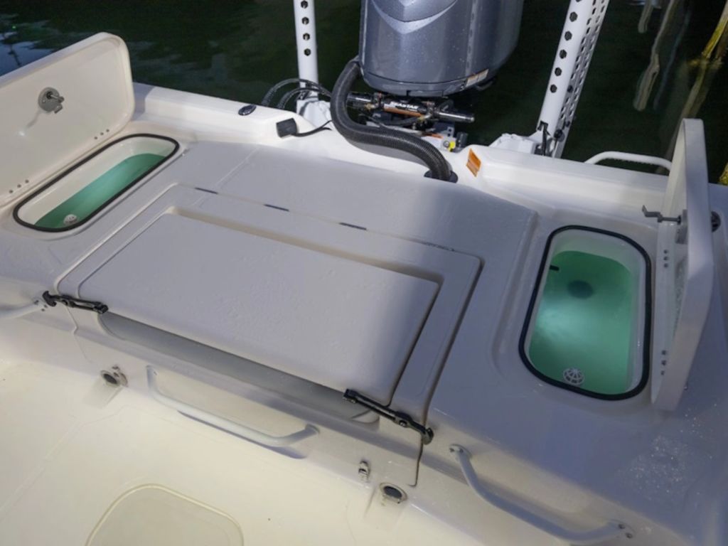 2026 Skeeter SX241 Base