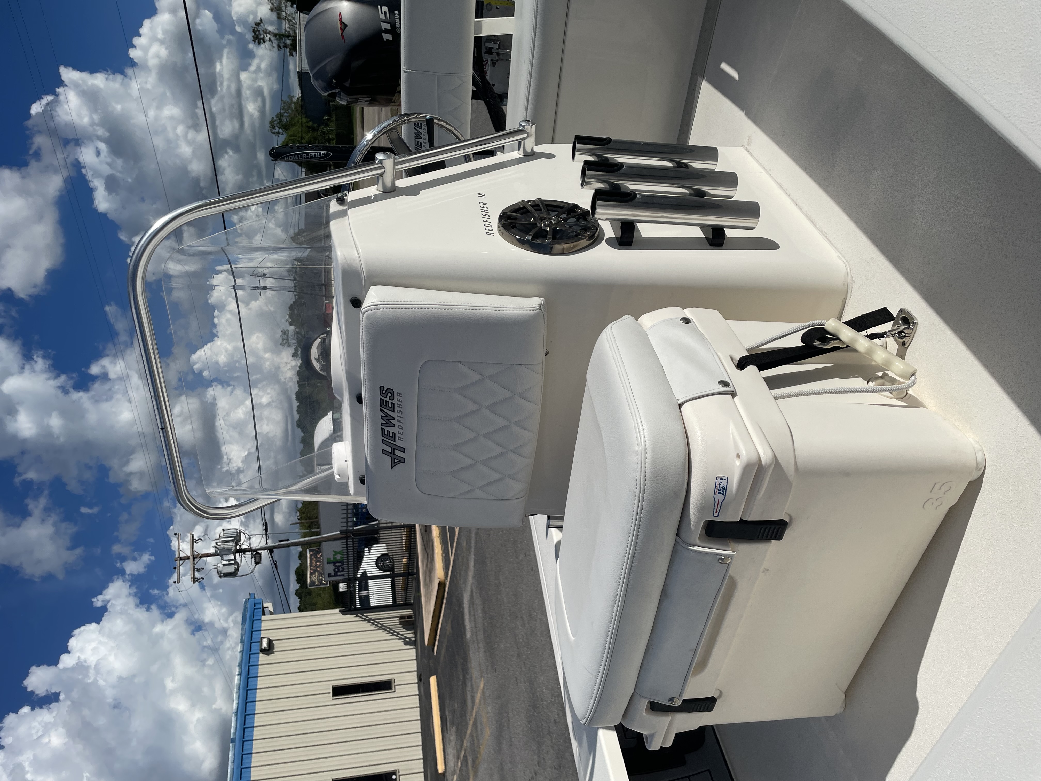 Used 2021 Hewes Redfisher 18