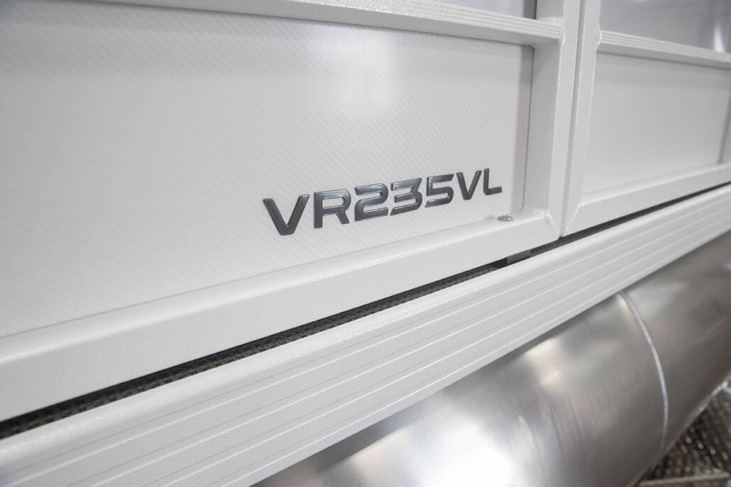 VR235VL