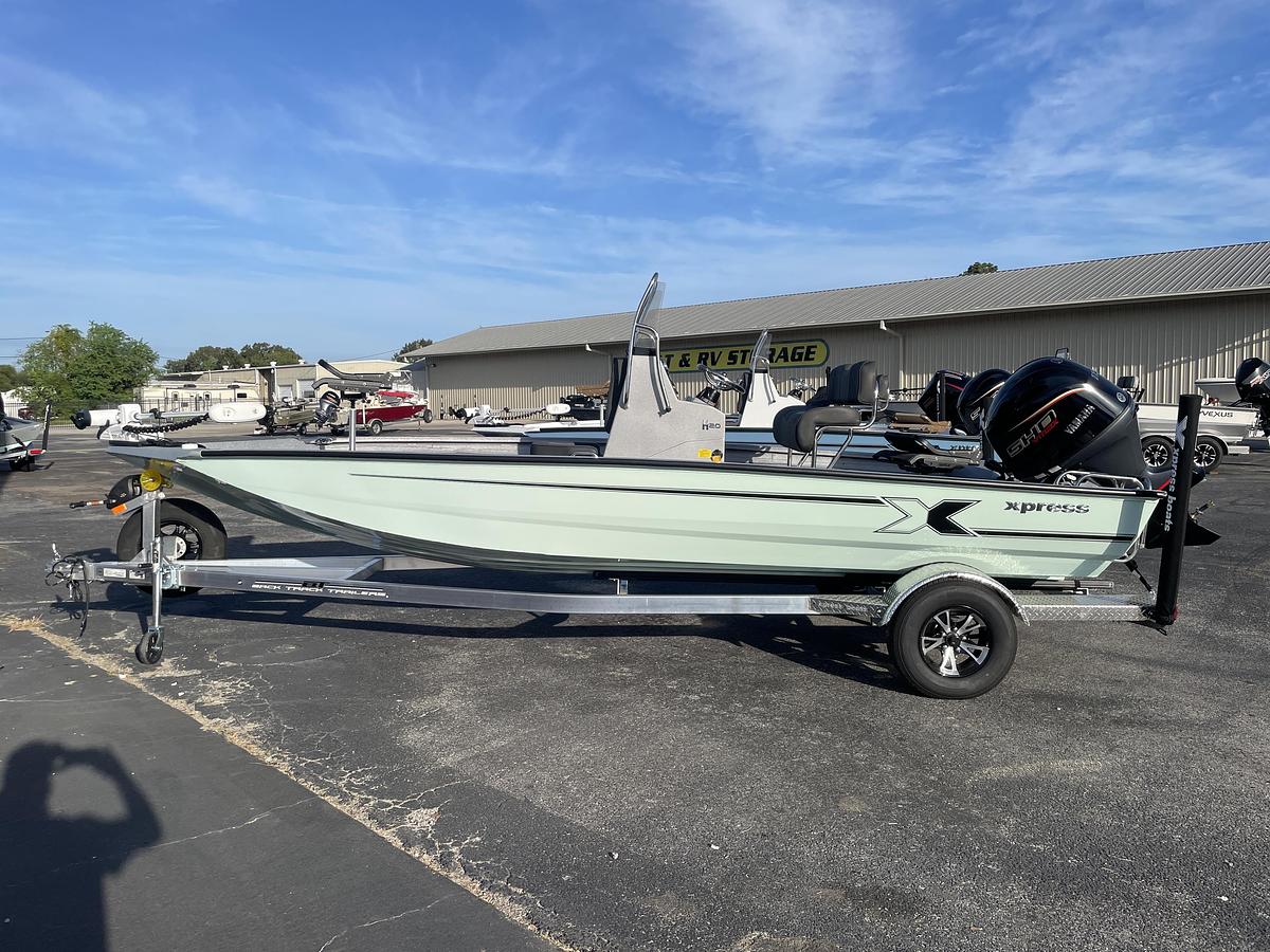 2027 Xpress Boats H20 Bay