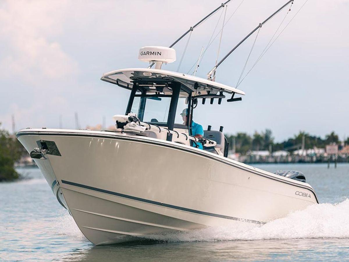 2026 Cobia Boats 285 Open Base