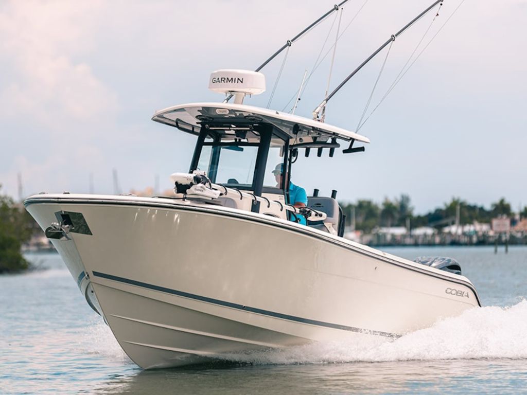 2026 Cobia Boats 285 Open Base