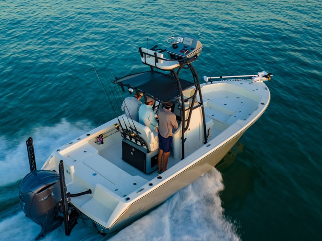 2027 Pathfinder Boats 2400 Hybrid Base