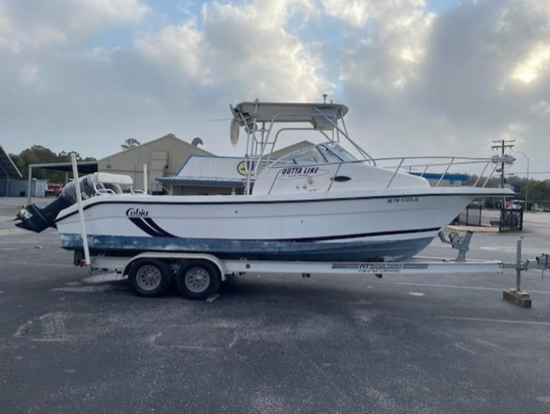 Used 2000 COBIA 260 Walk Around