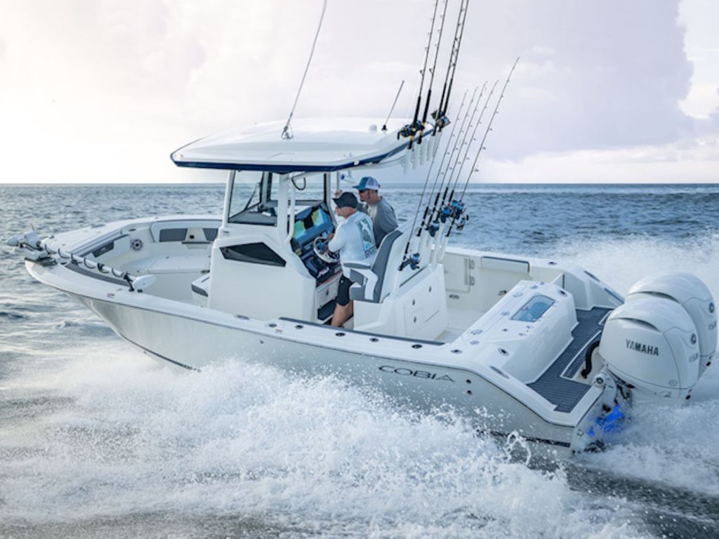 2026 Cobia Boats 245 CC Base