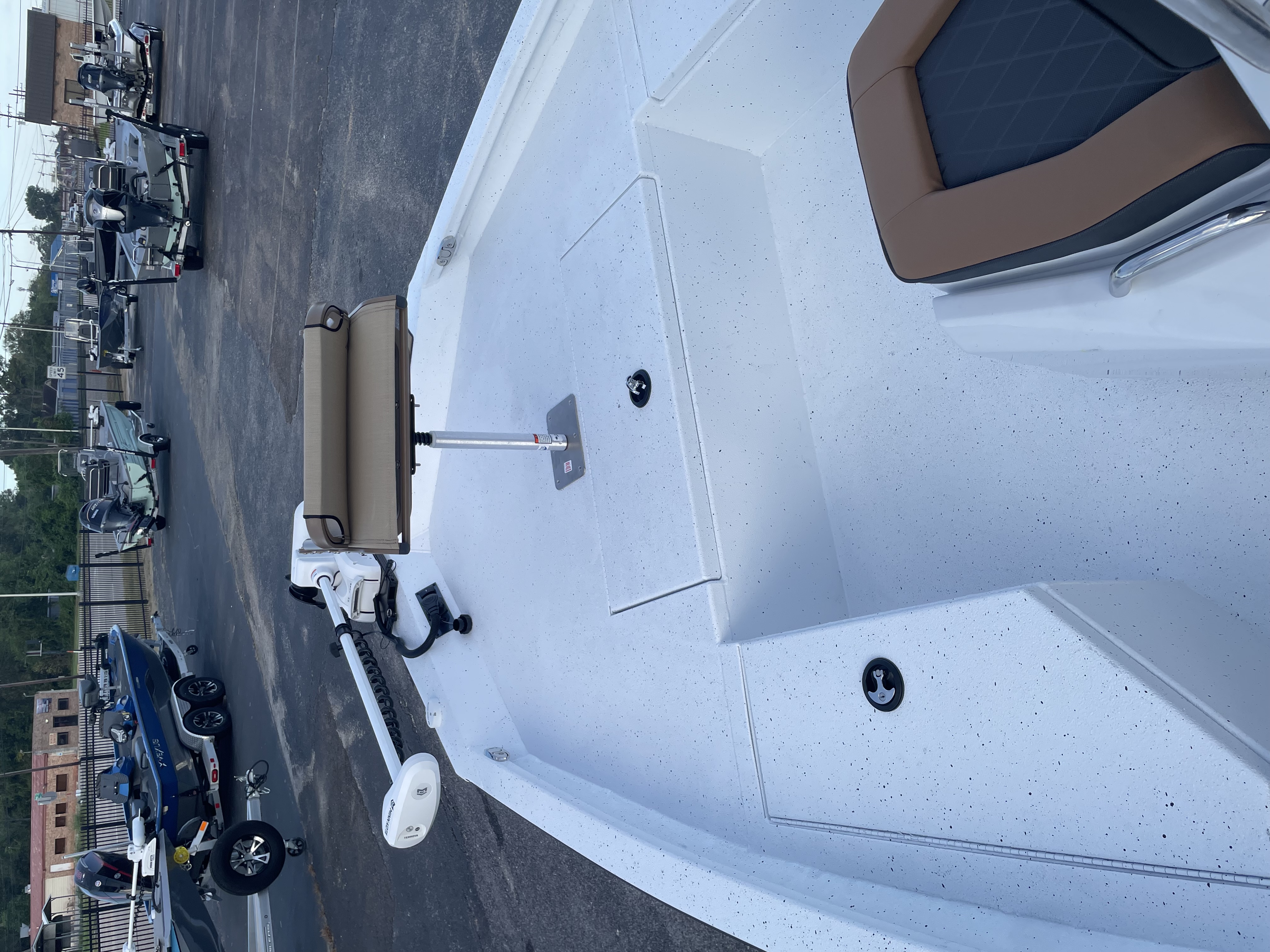 2027 Xpress Boats H20 Bay