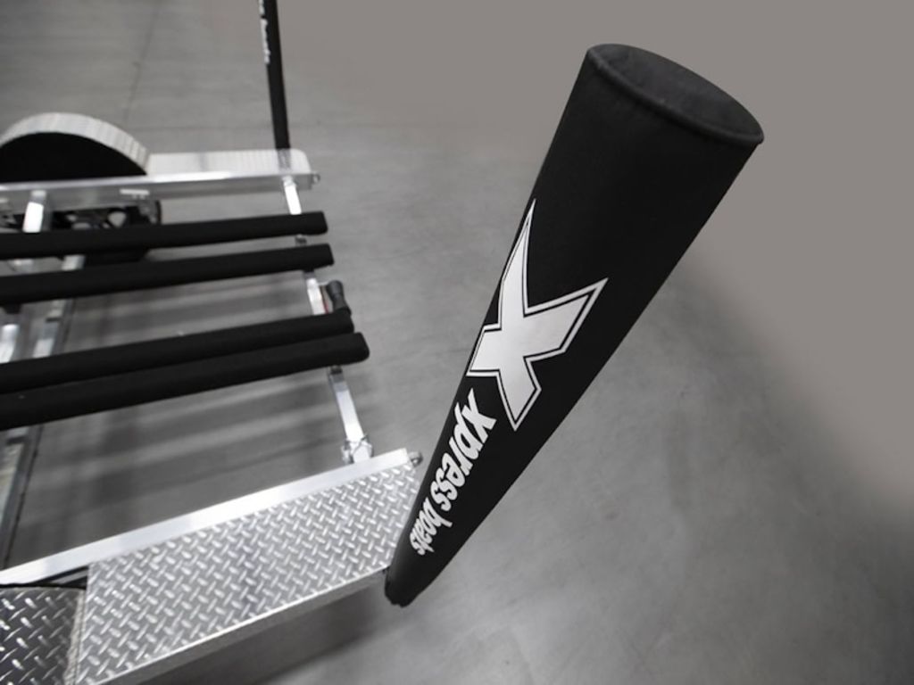 2026 Xpress Boats AW22 Base