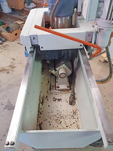 Used 1999 MVW Italy GM 1000 Knifegrinder for straight knives