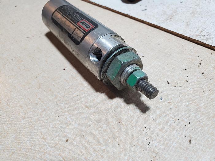 Used ARO Fluid Power 0118-5029-020-1068 pneumatic cylinder USA (BRA3)