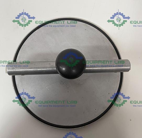 Used VAC Nexus 100039 Four Glove Chamber w/ VAC TE555 Monitor and Edwards RV12