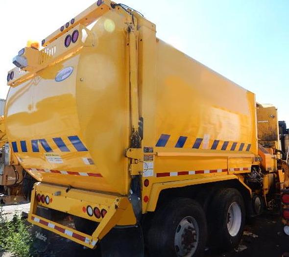 Used 2016 27yd. Labrie Expert Automated Side Loader