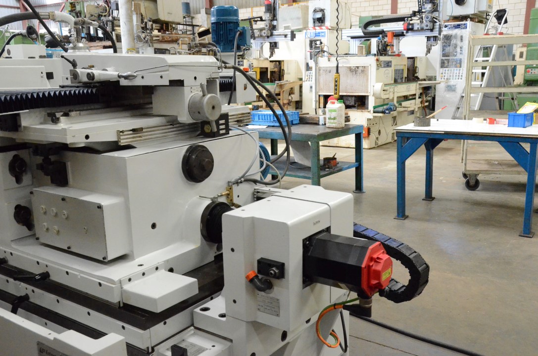 Usado ESTARTA 327 CNC Rectificadoras sin centros #3987