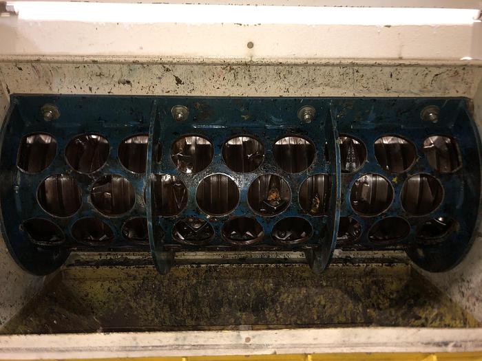 Used VECOPLAN RG42/40 XL PV SHREDDER W/ CONVEYOR