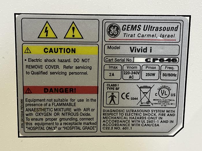 Gebraucht GE Vivid q Ultraschallgerät auf Vivid i Trolley mit 2 Sonden und EKG Kabel