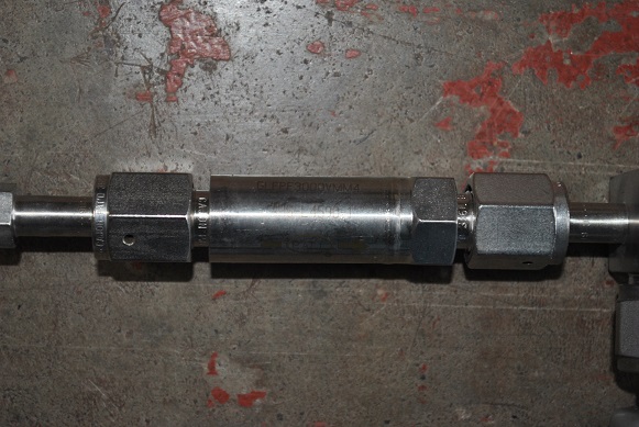 Used Nupro ss-bnv51-c  mini gashleen filter