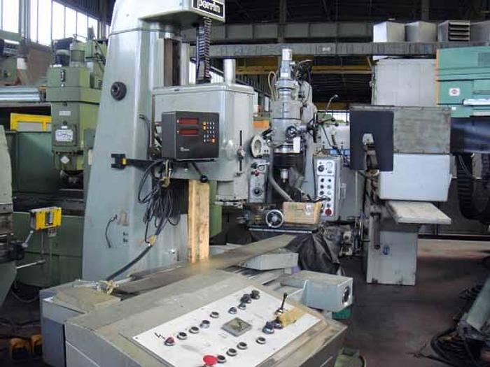 Discrete Tracciatrice PERRIN AV 4A