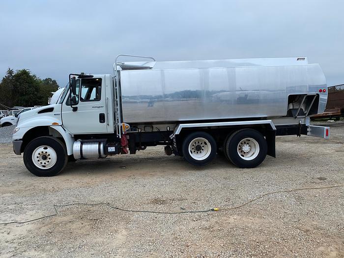 Used 2010 INTERNATIONAL DURASTAR 4400