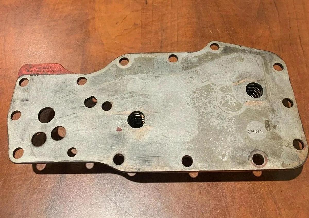 Used Used Genuine OEM Cummins Oil Cooler Core C100D6R QSB5 4.5L | P/N: 3959031