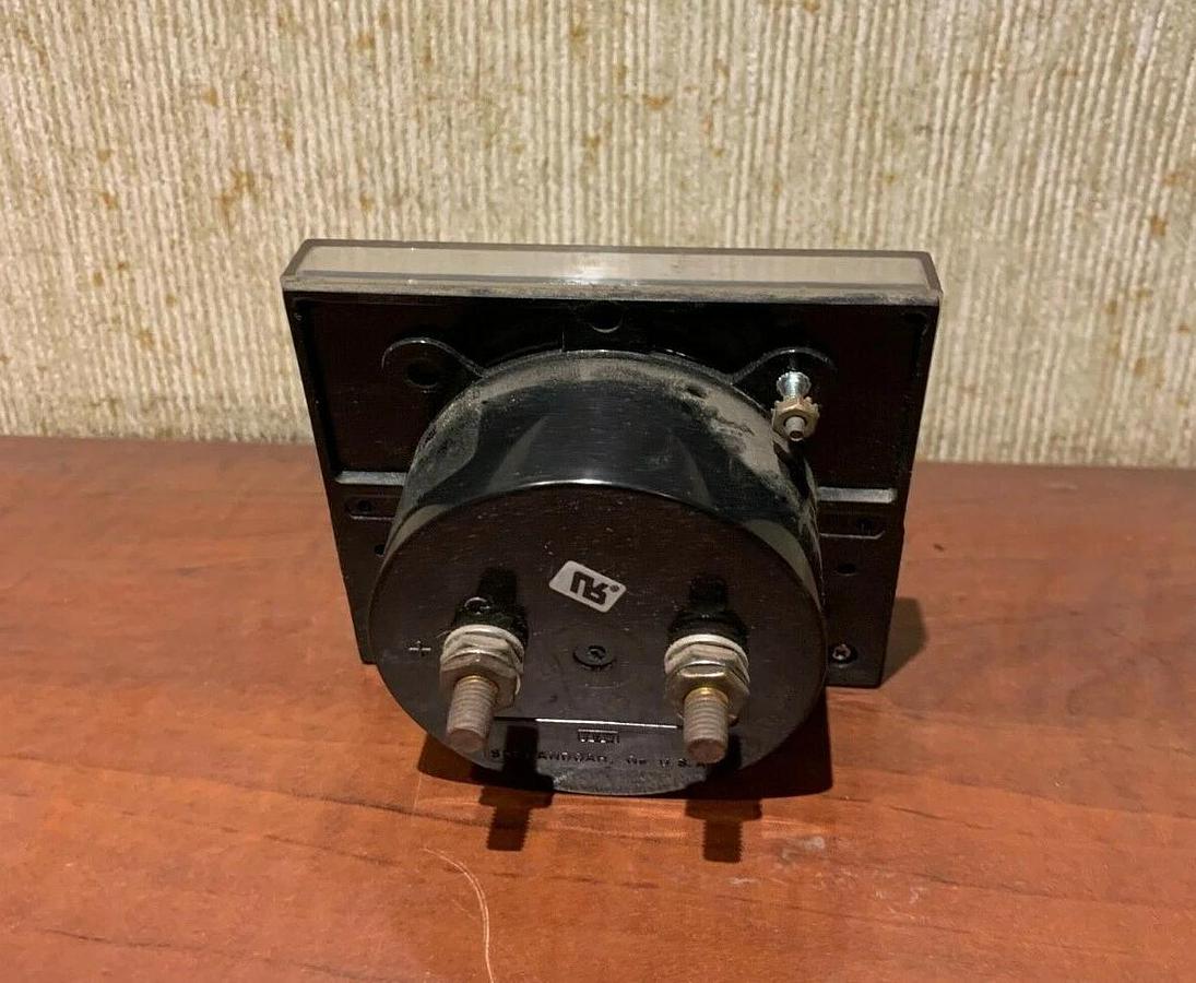 Used 0-600 A-C Amperes Current Transformer Panel Meter