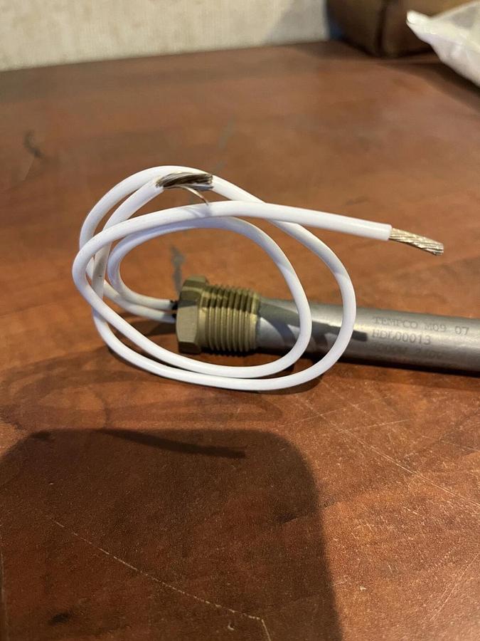 New Tempco HDL00013 Cartridge Immersion Heater - 1Ph, 3000W 240VAC