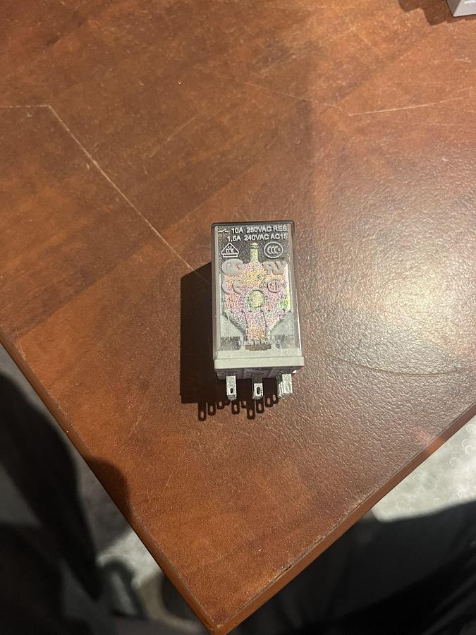 Used Used ABB 24VDC CR-M024DC3 Relay with CR-M3SS Socket