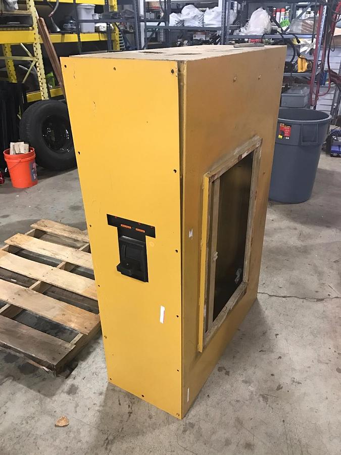 Used Caterpillar Breaker Box w/ 1,000 Amp Westinghouse Breaker 654D254G03