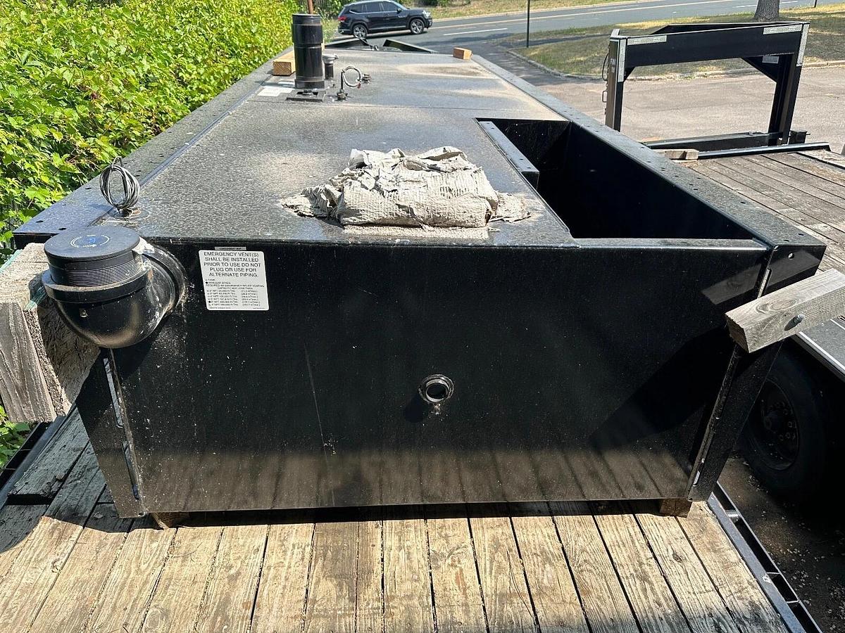 Used 1700 Gallon Cummins Diesel Fuel Tank 0159-1578-01