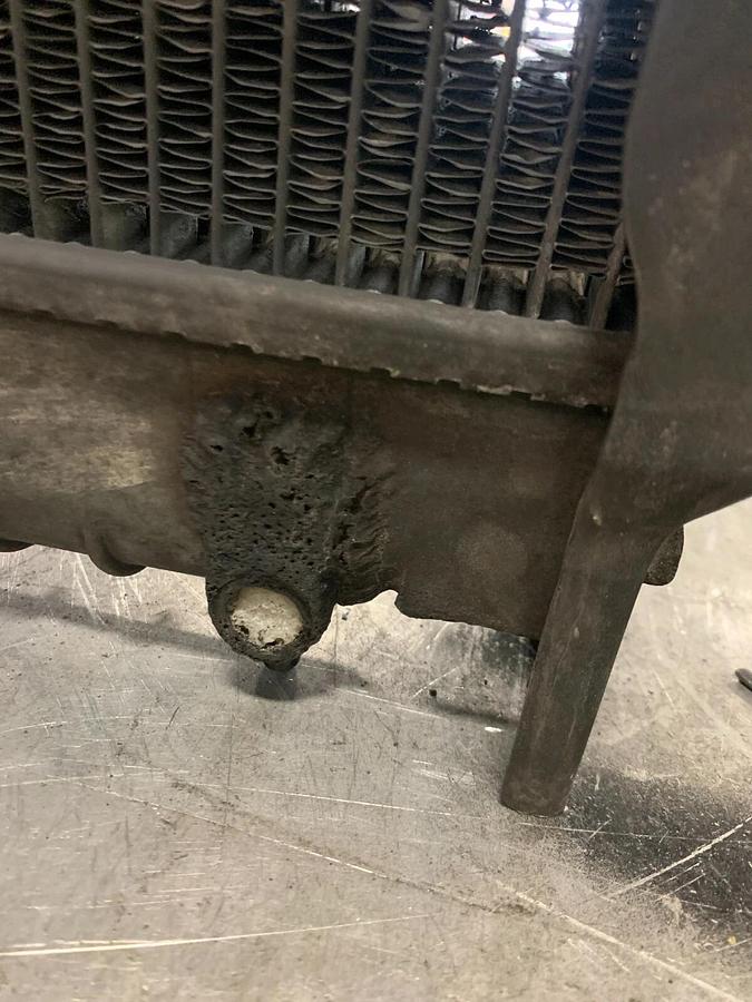 Used Used Multiquip DCA-85USJ DCA-125USJ DCA-150USJ Radiator | P/N: C0923200124