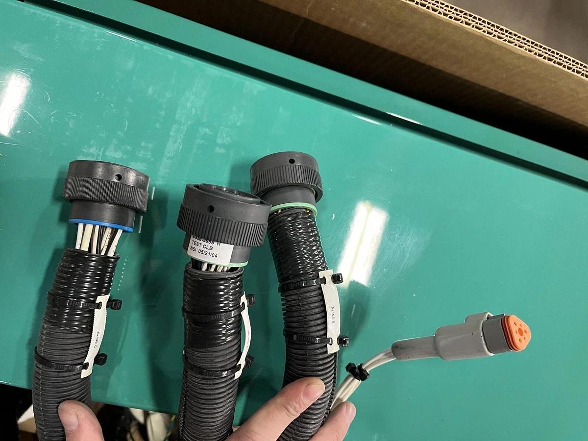 New Cummins Generator Control Box w/o PowerCommand 3200 - P/N: 300-5430-30