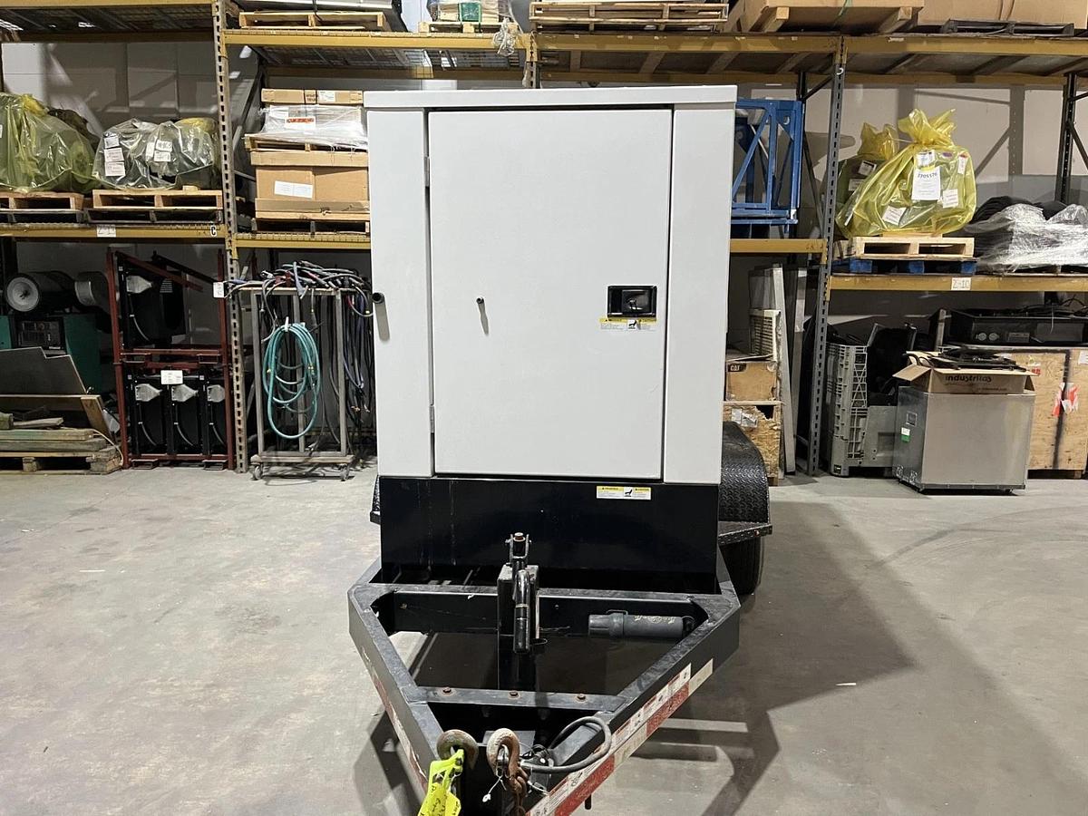 Used 70kw Cummins C70D2RE Spec. B Mobile Diesel Generator - S/N: H190629932