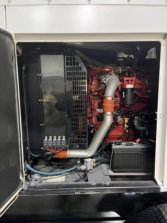 Used 200kW Cummins C200D2RE Spec. D Mobile Diesel Generator - S/N: F160969343