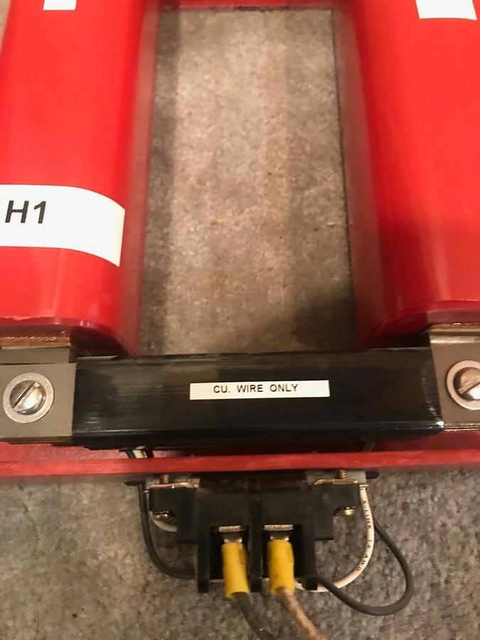 Used 4000:5 10KV Rectangular Housing Split Core 270R-402 270R402 |  (1 Per Purchase)