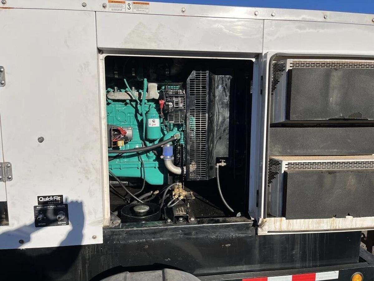 Used 100kw Cummins C100D6R Mobile Diesel Generator (New Cummins Engine!) - E150830816