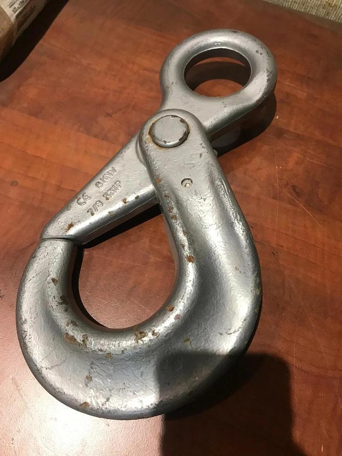 New Crosby Eye Shur-Loc 5/8" Rigging Lifting Hook | 22,600 lbs. WLL 1022941