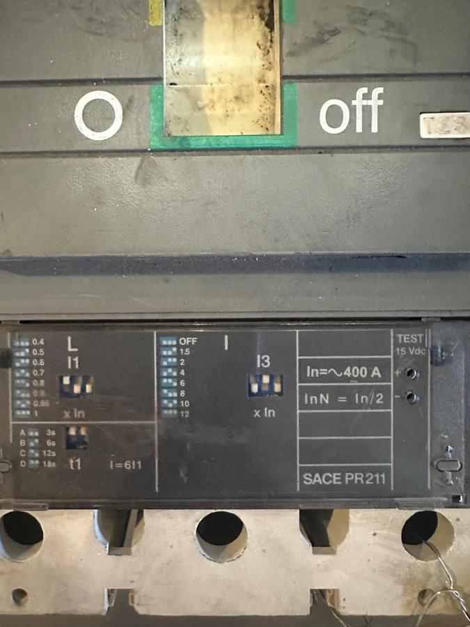 Used ABB SACE Isomax S5N 400 Amp Circuit Breaker - BAC2001880