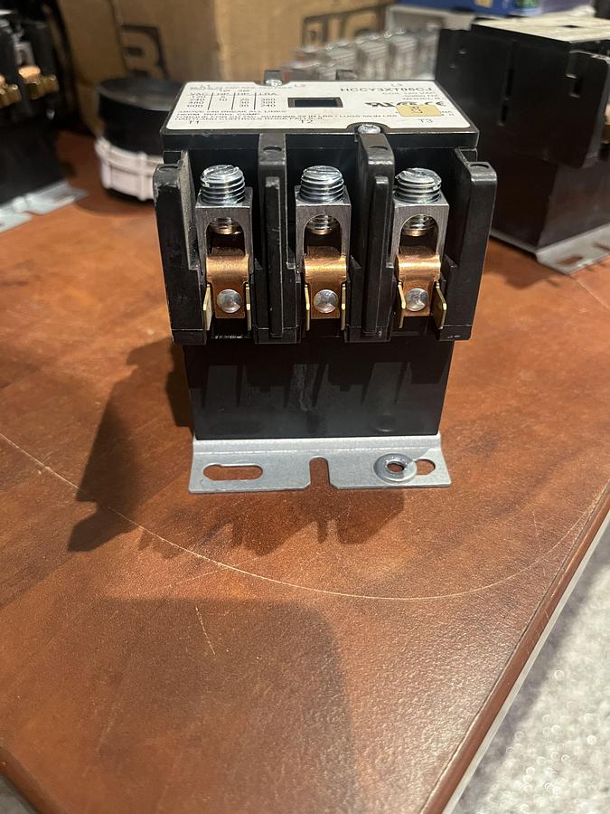 Used Used Heartland Controls 120VAC HCCY3XT06CJ