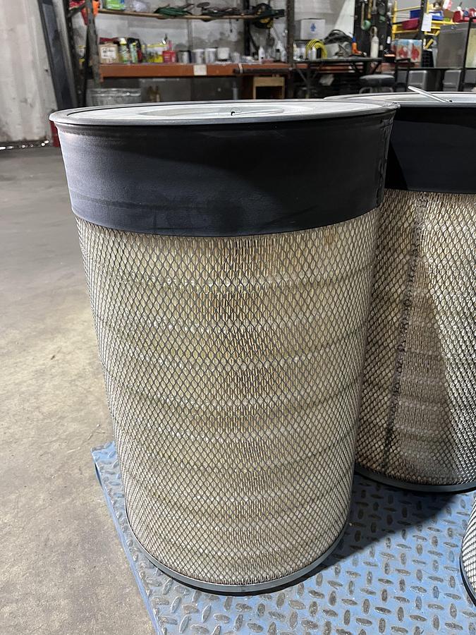 Fleetguard Primary & Safety Air Filter Elements | Primary P/N: AF25544 & Safety P/N: AF25545