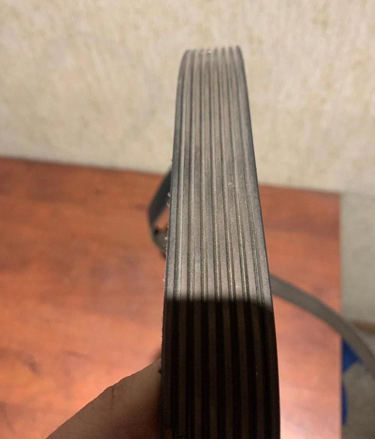 Used Used Genuine OEM Cummins V Ribbed Belt | P/N: 3289448