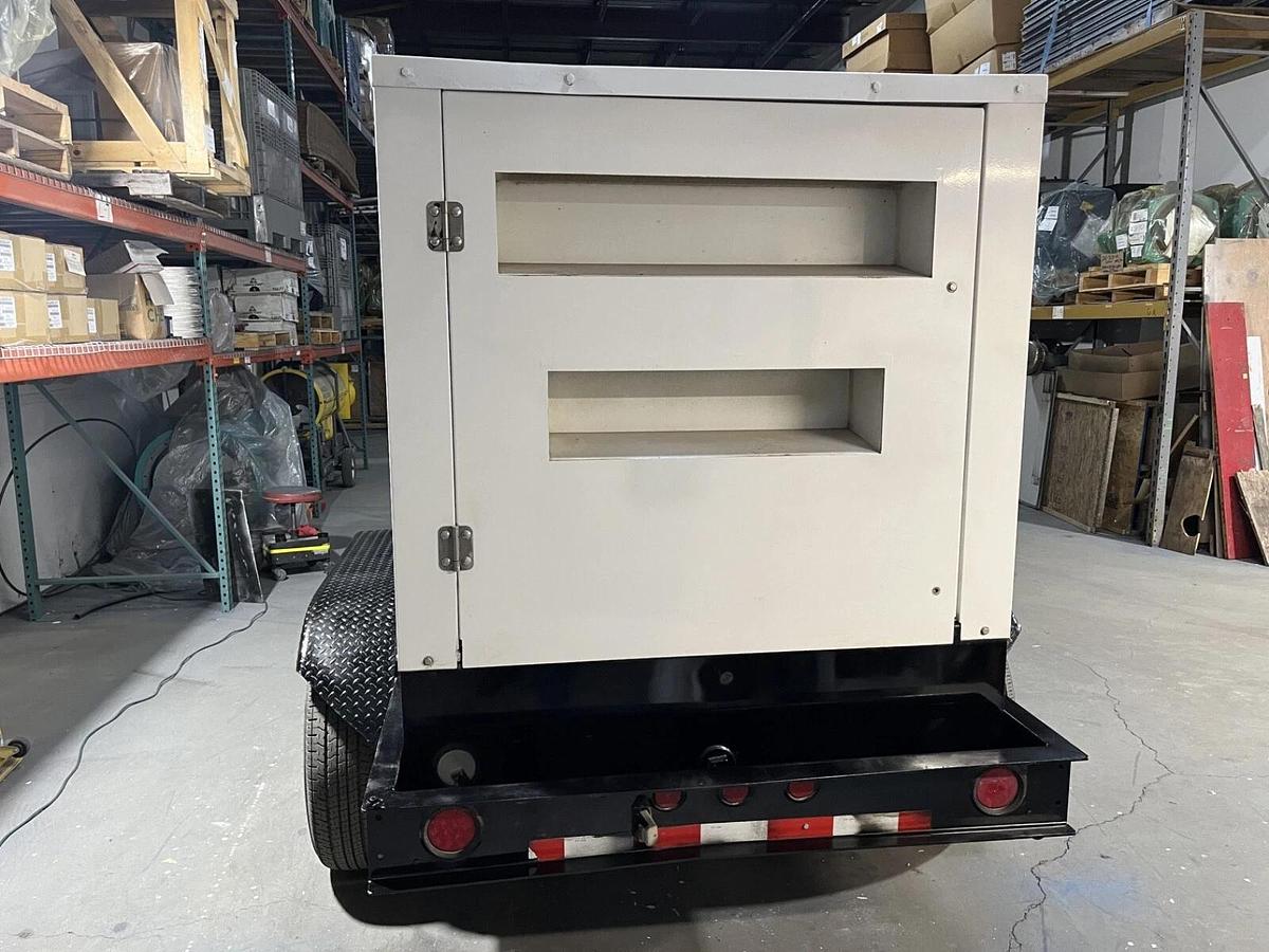 Used 150kw Cummins C150D6R-1402527 Spec. D Mobile Diesel Generator - S/N: D140666342