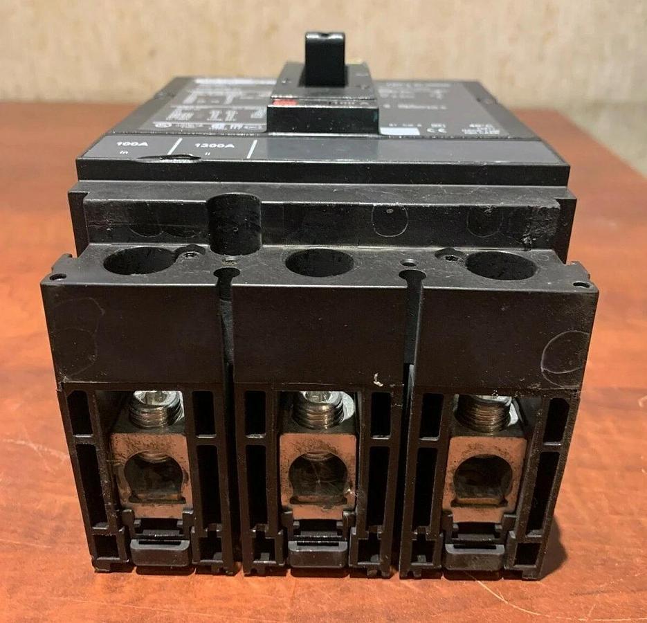 Used 100 Amp Square D HG150 Generator Circuit Breaker HGL36100 | P/N: 320-2346-57