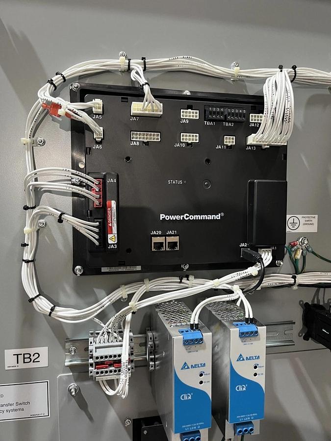 Used New 1600 Amp 480VAC Cummins CXRF8 Automatic Transfer Switch - S/N: D22M057070