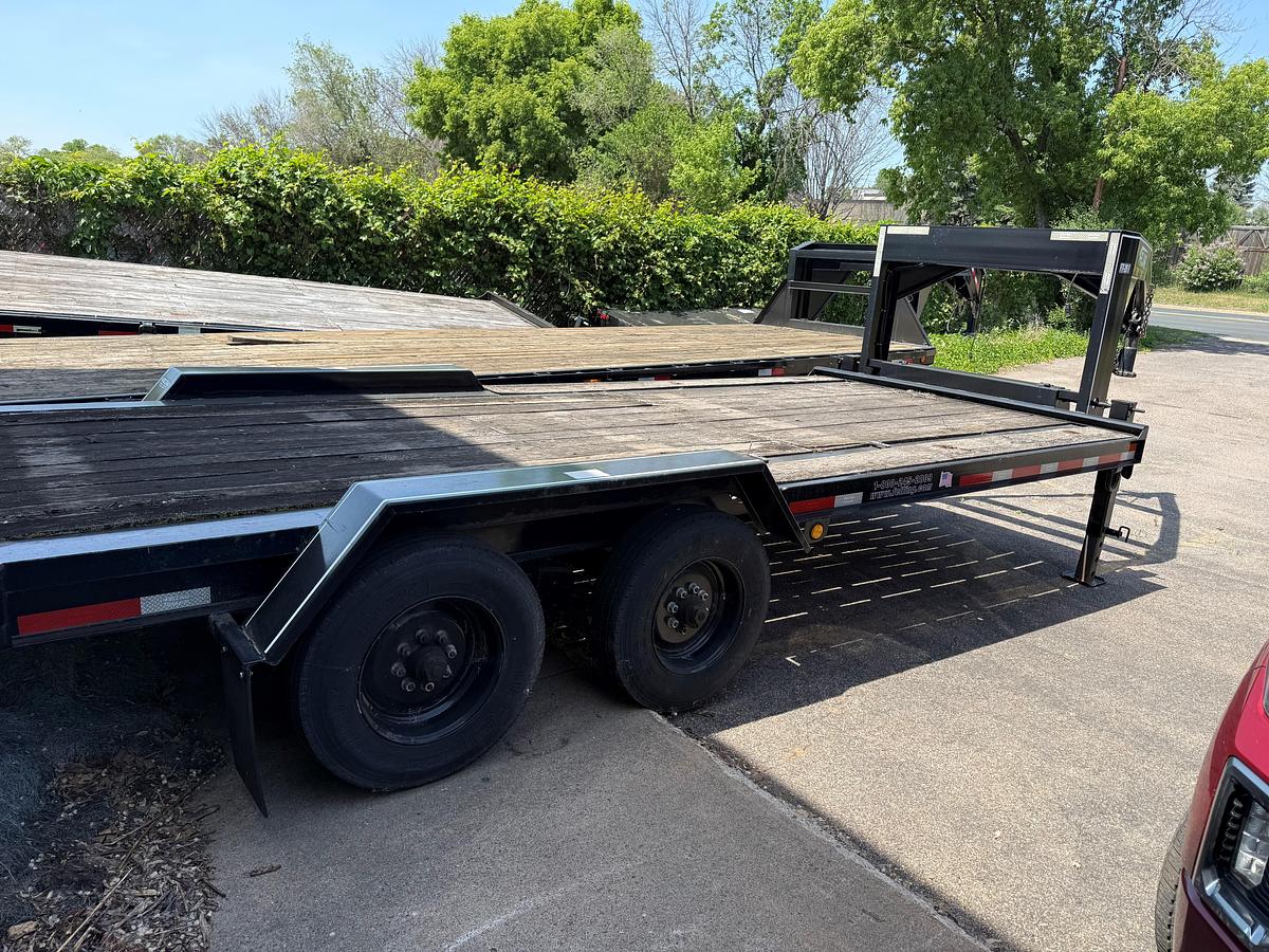 Used Felling Trailers 20' Goosneck Trailer