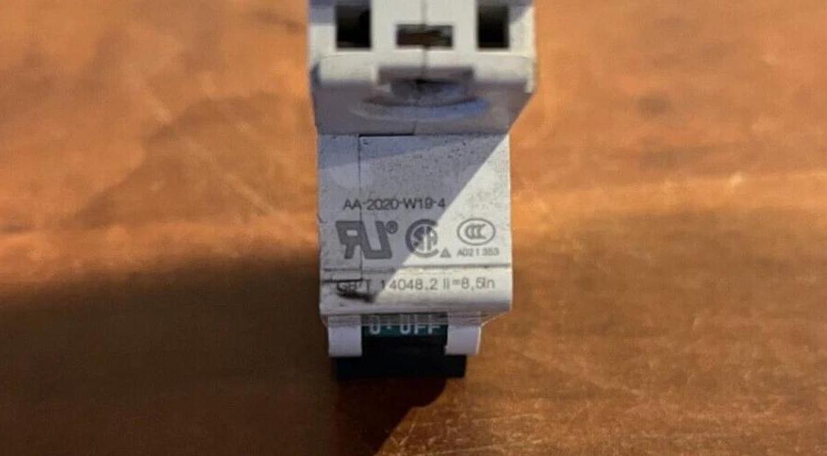 New 3 Amp Schneider Electric Multi9 C60SP UL1077 Circuit Breaker - P/N: M9F22103