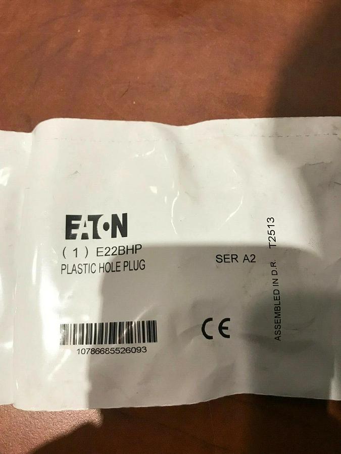 Used (10 Pack) Genuine Eaton E22BHP Plastic Hole Plug | Cummins P/N: 517-0266