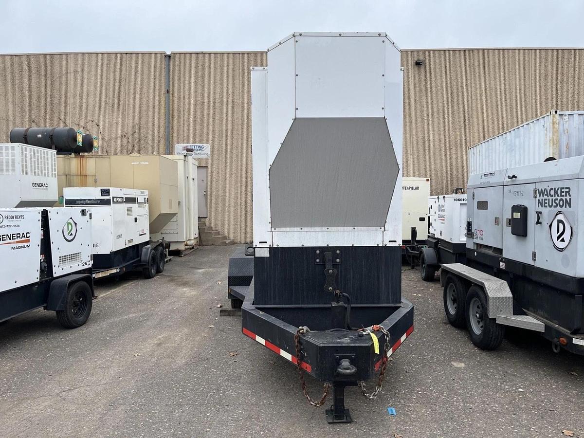 Used 500kw Cummins C500D6RG Mobile Diesel Generator - S/N: C170159908