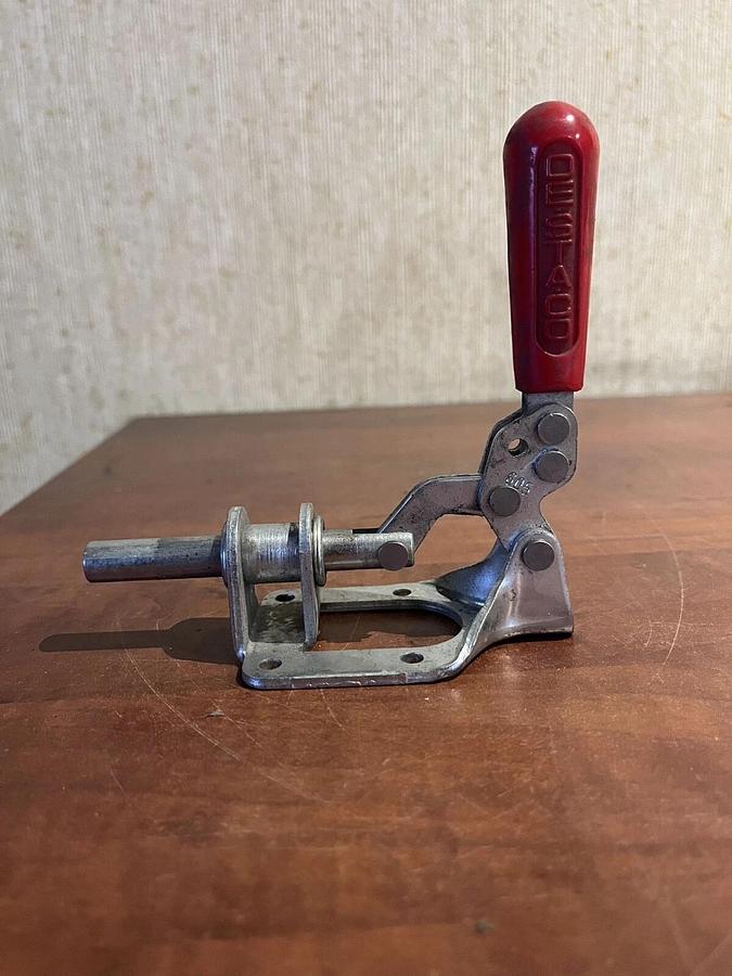 Destaco 605 Straight Line Action Clamp P/N: 56050